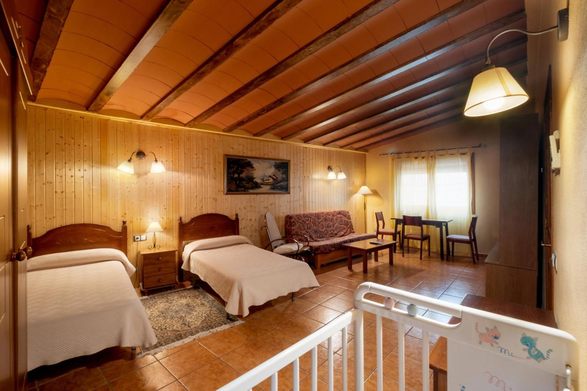 Rural Jorda Guest House Rodonya Luaran gambar