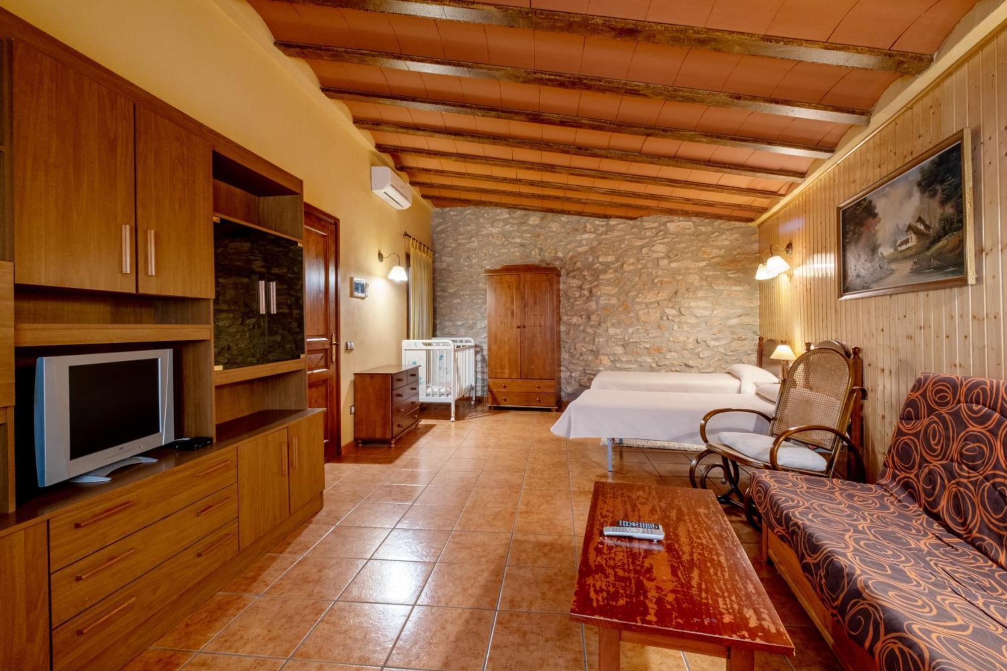 Rural Jorda Guest House Rodonya Luaran gambar