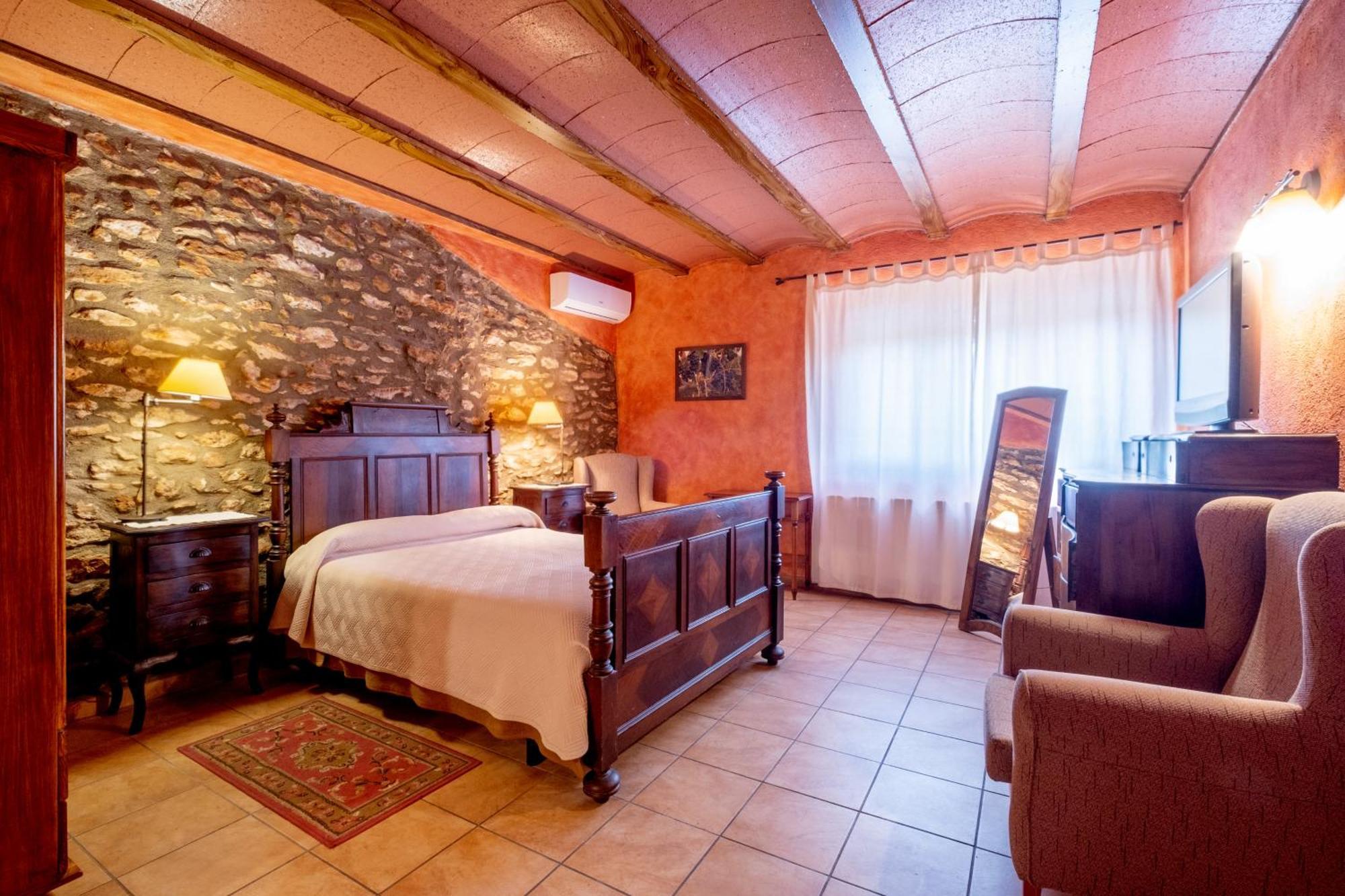 Rural Jorda Guest House Rodonya Luaran gambar